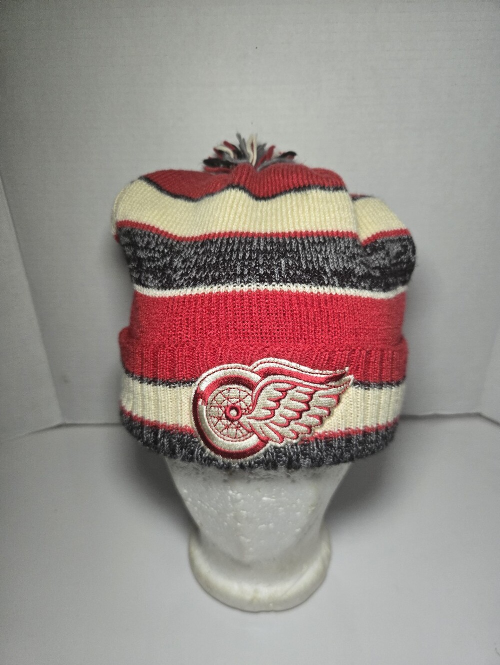 Detroit Red wings CCM Red, Cream & Gray Striped Beanie